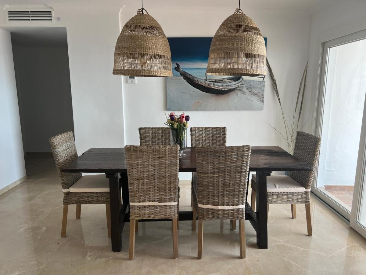 Playa Cristo Amazing Beach Terrace Appartment Estepona Exterior foto