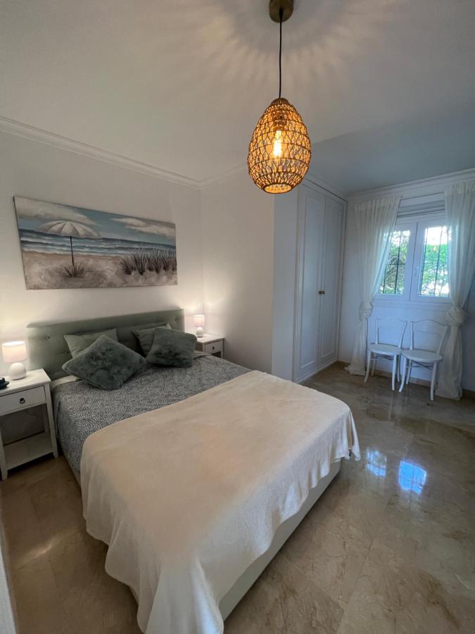 Playa Cristo Amazing Beach Terrace Appartment Estepona Exterior foto