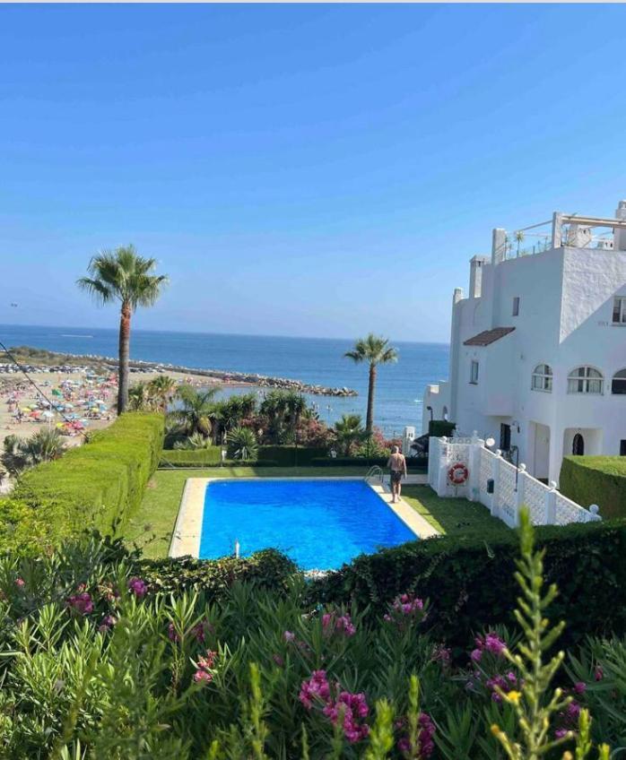 Playa Cristo Amazing Beach Terrace Appartment Estepona Exterior foto